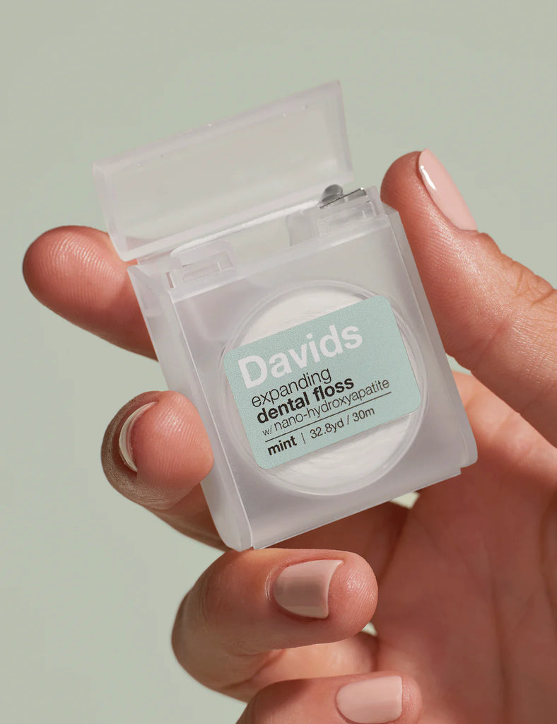 Davids | Expanding Dental Floss with Nano-Hydroxyapatite Mint